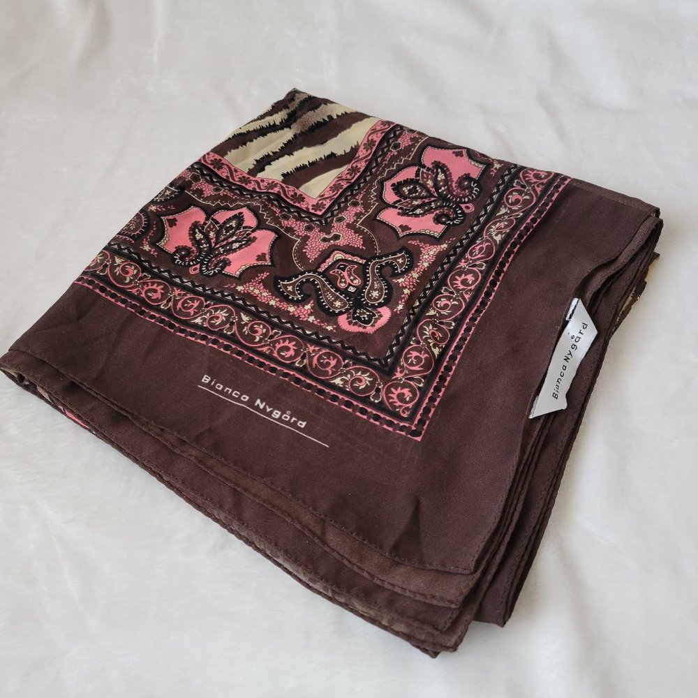 ☀️ Biance Nygard Animal Print Scarf